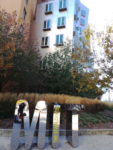 全球藝術(shù)暨人文大學排名 麻省理工超哈佛排名第二